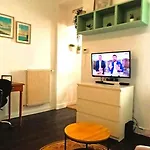 Apartment Le Joli - T2 - Cosy - Wifi - Tv - Lave-linge