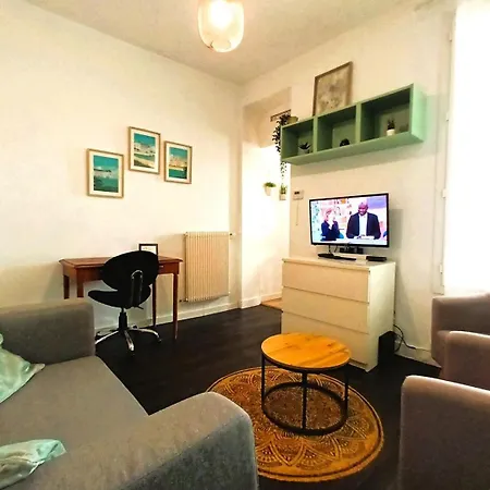 Le Joli - T2 - Cosy - Wifi - Tv - Lave-linge *